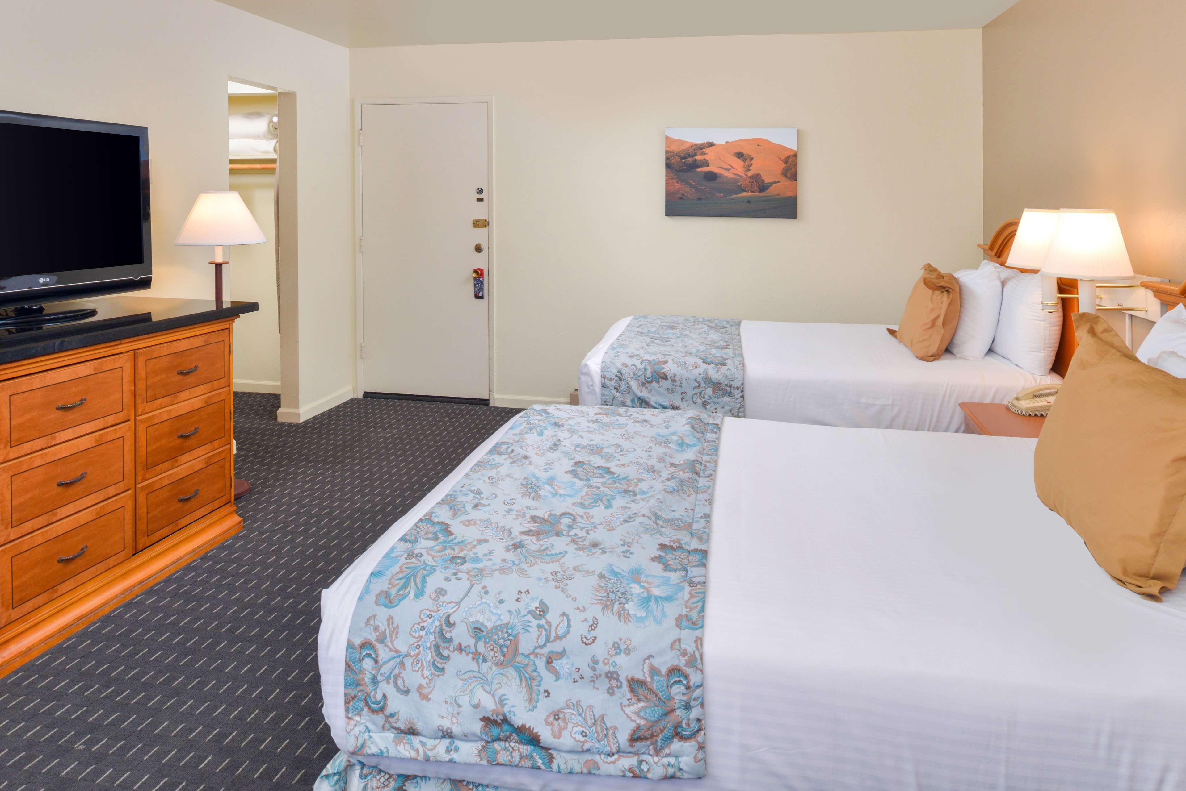 Svendsgaard'S Lodge- Americas Best Value Inn & Suites Solvang Exterior photo